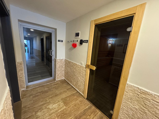 Просторная 1+1 в Махмутларе с курортной инфраструктурой и 500 м до моря