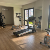 Просторная 1+1 в Махмутларе с курортной инфраструктурой и 500 м до моря