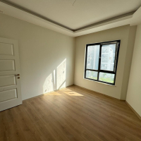 Просторная 1+1 в Махмутларе с курортной инфраструктурой и 500 м до моря