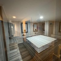 Просторная 1+1 в Махмутларе с курортной инфраструктурой и 500 м до моря