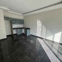 Просторная 1+1 в Махмутларе с курортной инфраструктурой и 500 м до моря