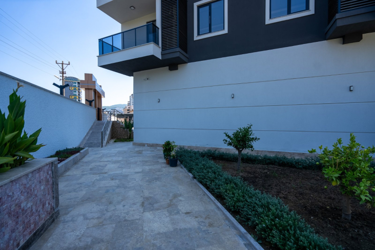 Новая 1+1 в Махмутларе с богатой инфраструктурой и шаговой доступностью к морю