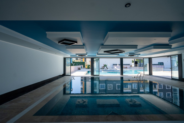 Новая 1+1 в Махмутларе с богатой инфраструктурой и шаговой доступностью к морю