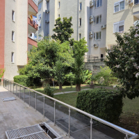 Меблированная 1+1 в Махмутларе с бассейном — 300 м до моря