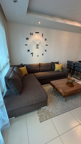 FULL AKTİVİTELİ SİTEDE GENİŞ 1+1 SATILIK EŞYALI  DAİRE