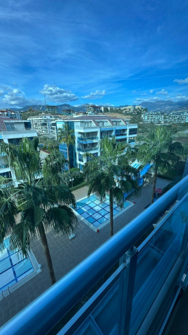 FULL AKTİVİTELİ SİTEDE GENİŞ 1+1 SATILIK EŞYALI  DAİRE