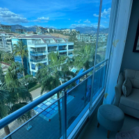 FULL AKTİVİTELİ SİTEDE GENİŞ 1+1 SATILIK EŞYALI  DAİRE