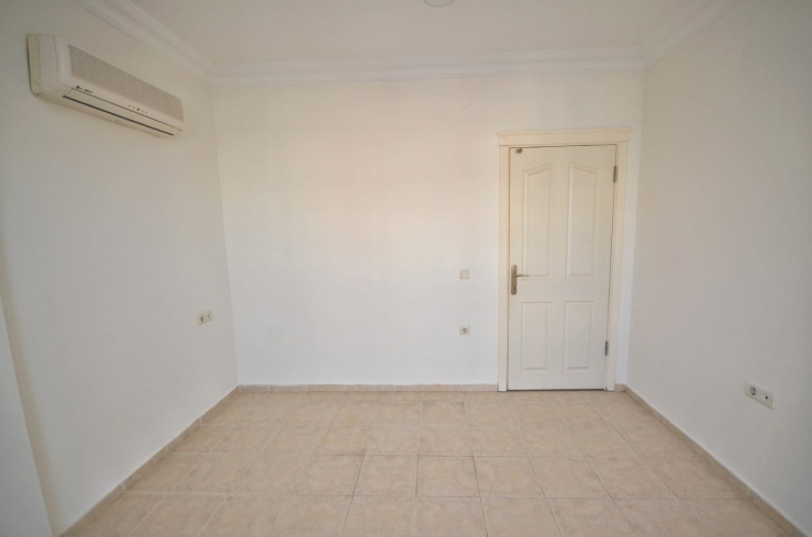 Просторная 4+1 с панорамным видом в Махмутларе — 170 м² для комфортной жизни у моря