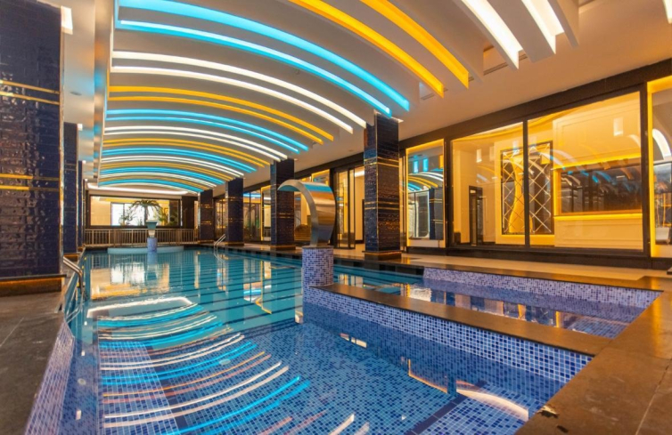 Современная 1+1 с отельной инфраструктурой и высоким арендным потенциалом в Махмутларе