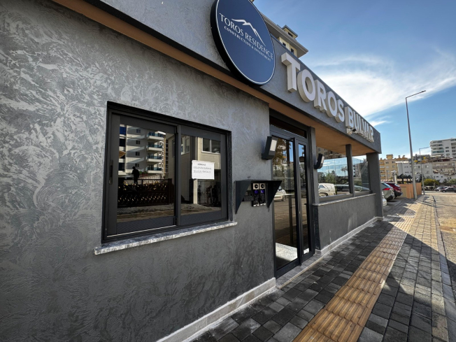 Просторная 2+1 в новом доме в Махмутларе — идеальна для жизни и аренды