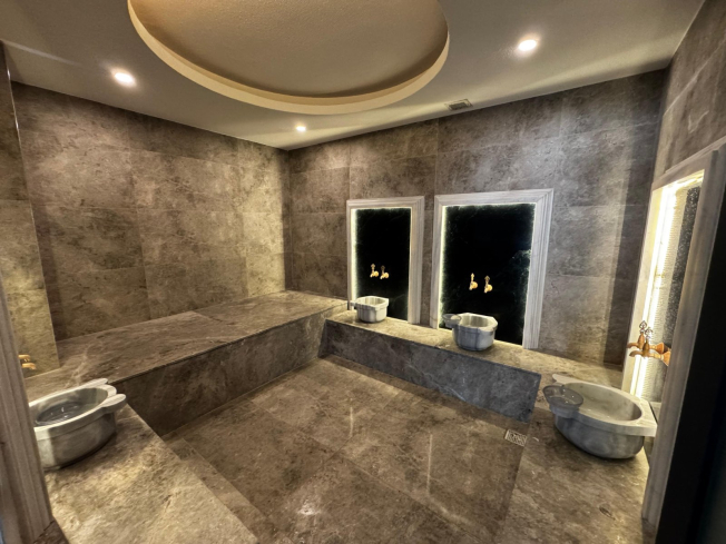 Просторная 2+1 в новом доме в Махмутларе — идеальна для жизни и аренды