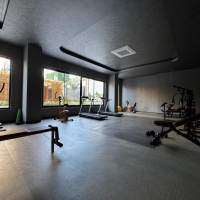 Просторная 2+1 в новом доме в Махмутларе — идеальна для жизни и аренды