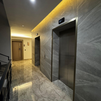 Просторная 2+1 в новом доме в Махмутларе — идеальна для жизни и аренды