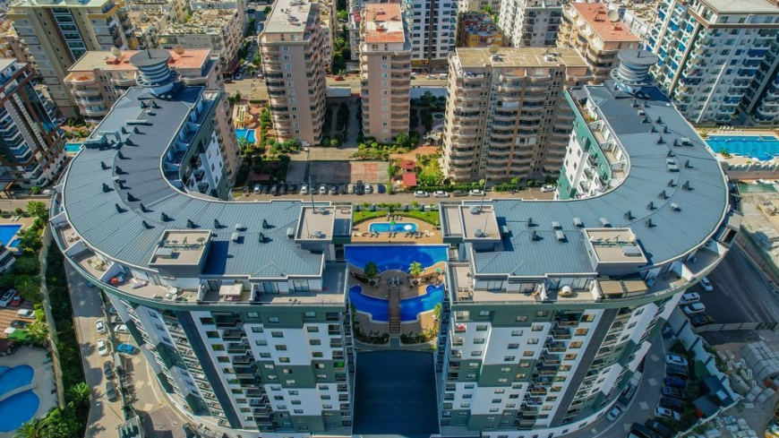 Меблированная 1+1 в Махмутларе с отельной инфраструктурой и потенциалом аренды