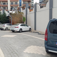 Меблированная 1+1 в Махмутларе с отельной инфраструктурой и потенциалом аренды