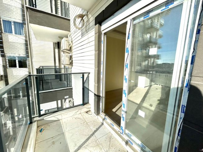 Новая 1+1 в Авсалларе с видом на город и природное окружение