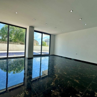 YENİ BİNA DA EŞYASIZ ACİL SATILIK 1+1