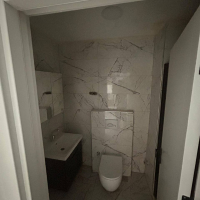 YENİ BİNA DA EŞYASIZ ACİL SATILIK 1+1