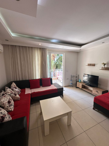 DENİZE 200 METRE MESAFEDE GENİŞ 1+1