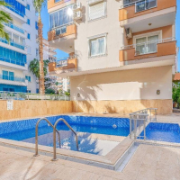 DENİZE 200 METRE MESAFEDE GENİŞ 1+1