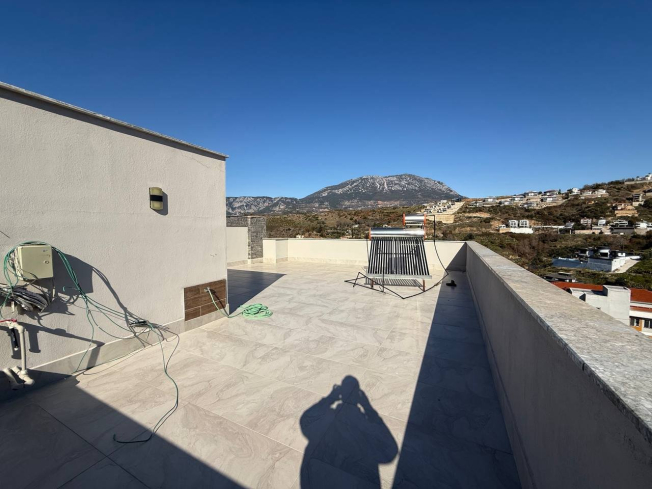 3+1 VİLLA 200 M2 MOBİLYALI 200 M2 BAHÇE KULLANIM ALANI