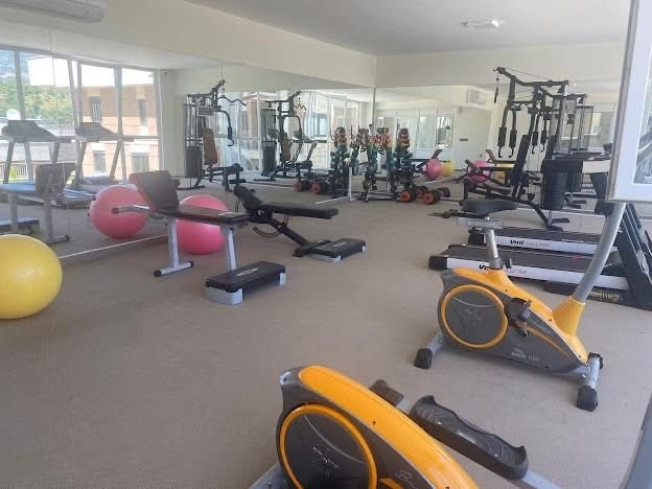 3+1 VİLLA 200 M2 MOBİLYALI 200 M2 BAHÇE KULLANIM ALANI