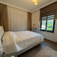 3+1 VİLLA 200 M2 MOBİLYALI 200 M2 BAHÇE KULLANIM ALANI