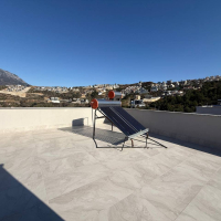 3+1 VİLLA 200 M2 MOBİLYALI 200 M2 BAHÇE KULLANIM ALANI