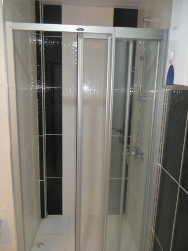 MAHMUTLARDA DENİZE 300 METREDE STUDYO DAİRE