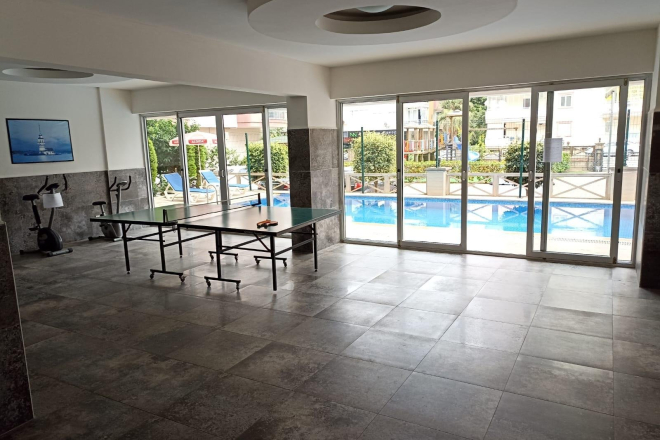 Меблированная студия в 300 метрах от моря — удобный формат для жизни и аренды в Махмутларе