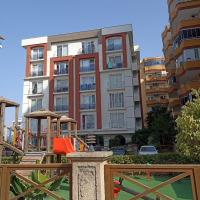 MAHMUTLARDA DENİZE 300 METREDE STUDYO DAİRE