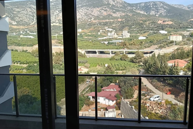 Высотная студия с панорамным видом — готовый вариант для аренды и отдыха в Махмутларе