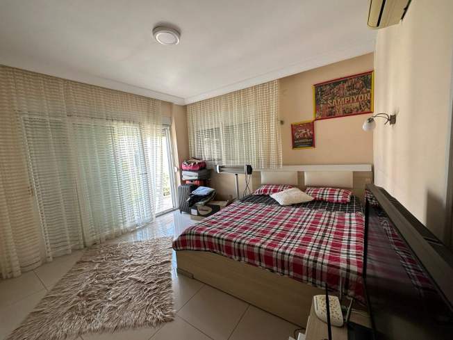 VATANDAŞLIĞA UYGUN 3+2 GENİŞ VİLLA