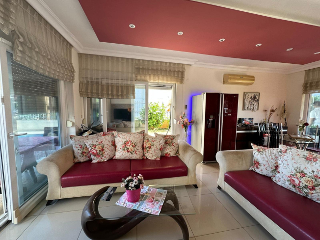 VATANDAŞLIĞA UYGUN 3+2 GENİŞ VİLLA