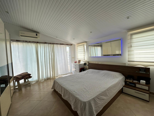 VATANDAŞLIĞA UYGUN 3+2 GENİŞ VİLLA