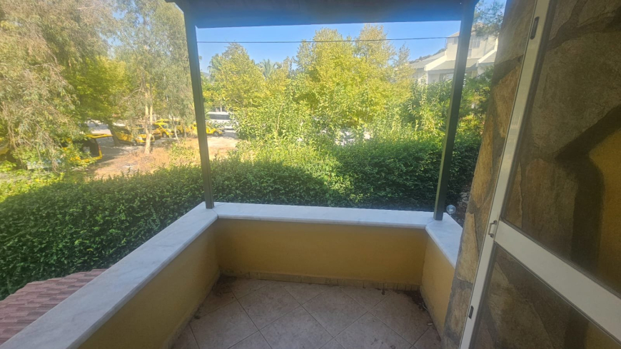 SİTE İÇİNDE 3+1 DENİZE 600 METRE SATILIK VİLLA