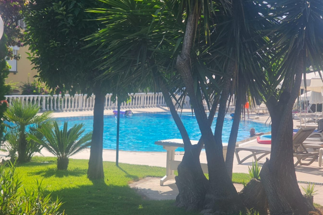 Просторная вилла 3+1 с выходом в сад — подходит  для ВНЖ. район Конаклы