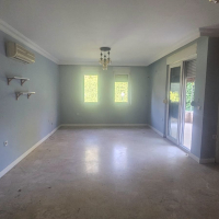 SİTE İÇİNDE 3+1 DENİZE 600 METRE SATILIK VİLLA