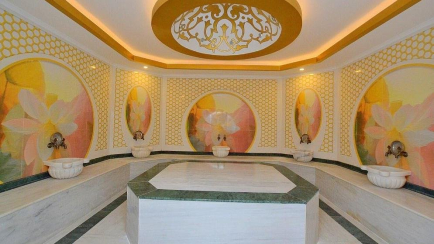 Mahmutlar'da 1+1 geniş eşyalı fırsat daire