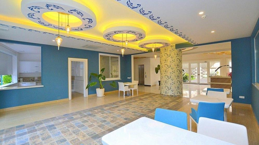 Mahmutlar'da 1+1 geniş eşyalı fırsat daire