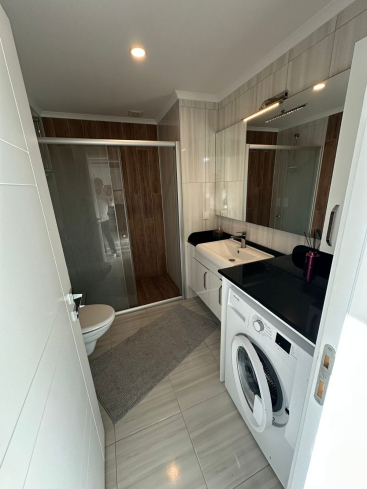 Mahmutlar'da 1+1 geniş eşyalı fırsat daire