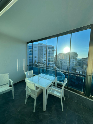 Mahmutlar'da 1+1 geniş eşyalı fırsat daire