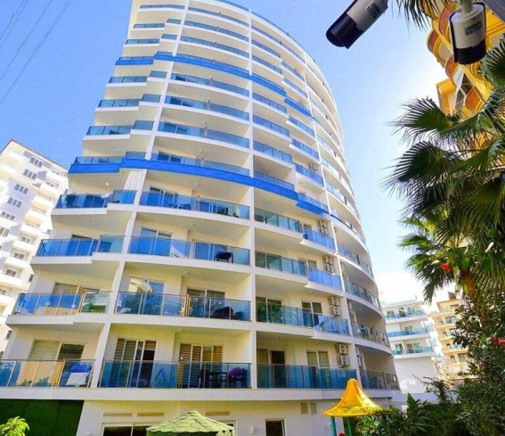 Mahmutlar'da 1+1 geniş eşyalı fırsat daire