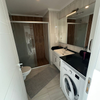 Mahmutlar'da 1+1 geniş eşyalı fırsat daire