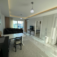 Mahmutlar'da 1+1 geniş eşyalı fırsat daire