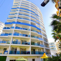 Mahmutlar'da 1+1 geniş eşyalı fırsat daire