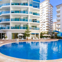 Mahmutlar'da 1+1 geniş eşyalı fırsat daire