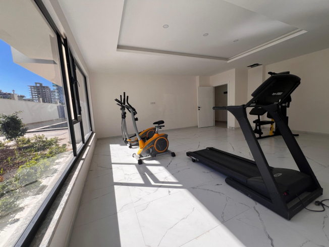 AKTİVİTELİ , DENİZE 350 mt. EŞYASIZ 1+1 SATILIK DAİRE