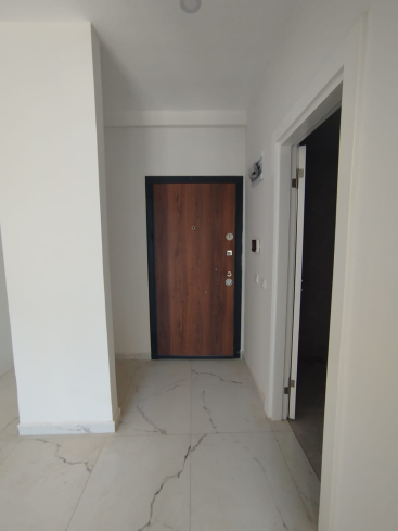 AKTİVİTELİ , DENİZE 350 mt. EŞYASIZ 1+1 SATILIK DAİRE