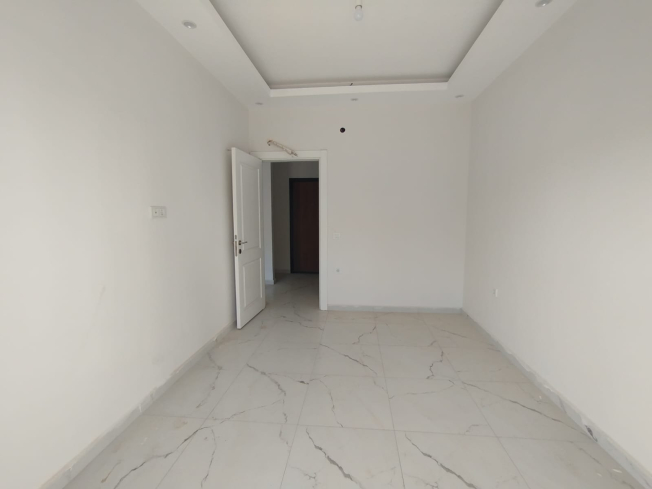 AKTİVİTELİ , DENİZE 350 mt. EŞYASIZ 1+1 SATILIK DAİRE